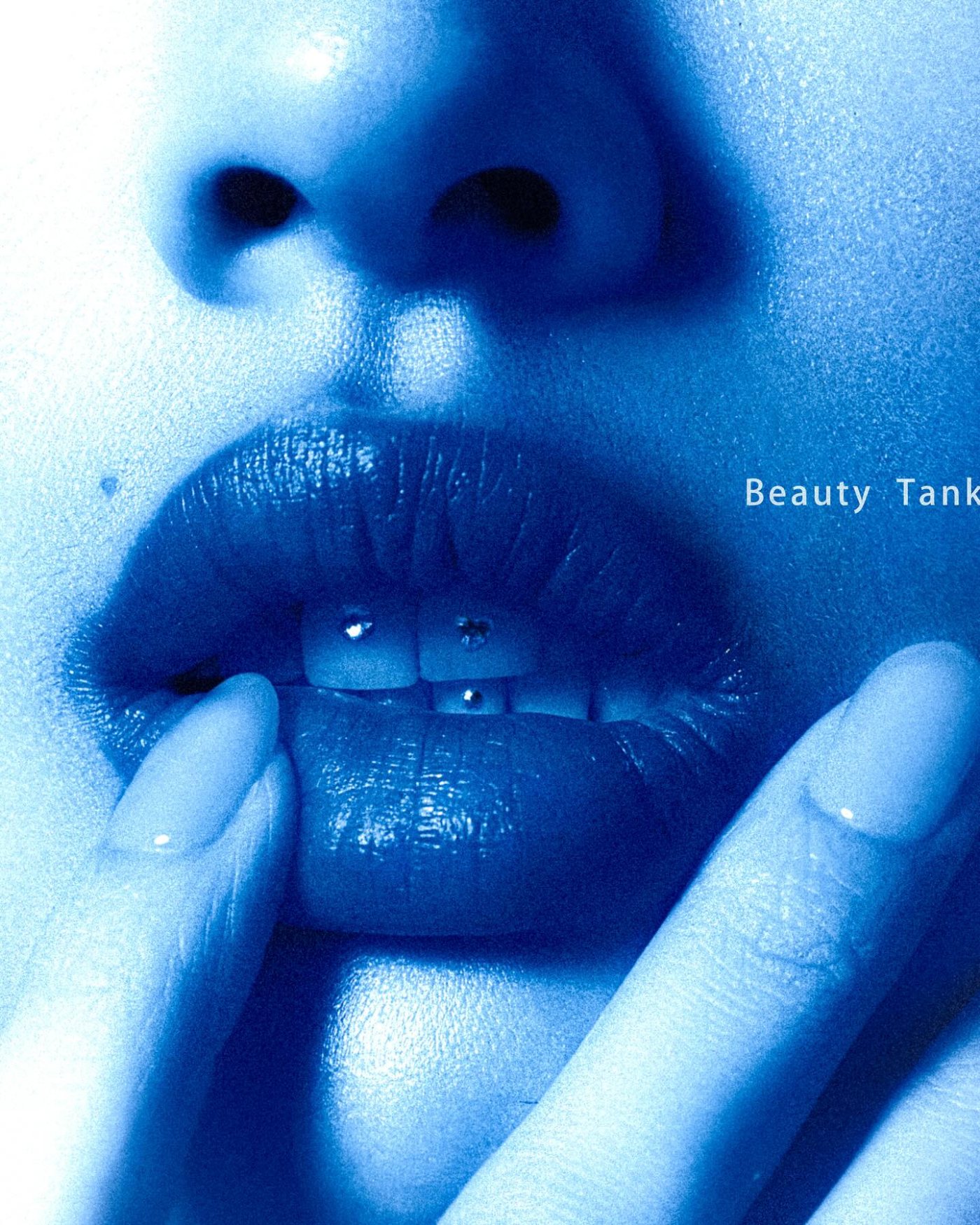 Beauty：藍調唇